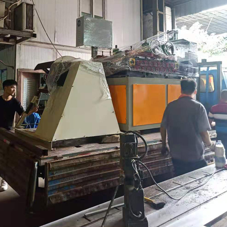 C型钢设备 C型钢设备
